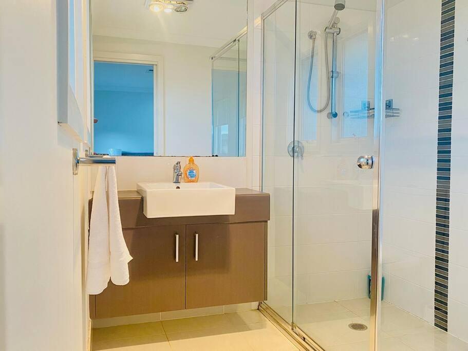 Kellyville 5Br Near Park And Shopping Mall Zewnętrze zdjęcie