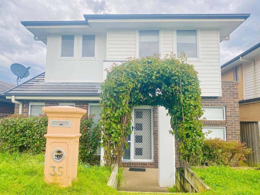 Kellyville 5Br Near Park And Shopping Mall Zewnętrze zdjęcie